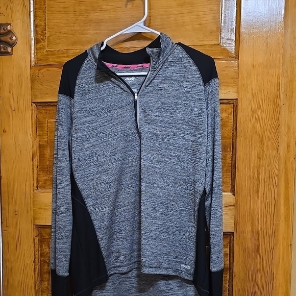 Avia Gray and Black Longsleeve Athletic Pullover XL - Picture 1 of 3